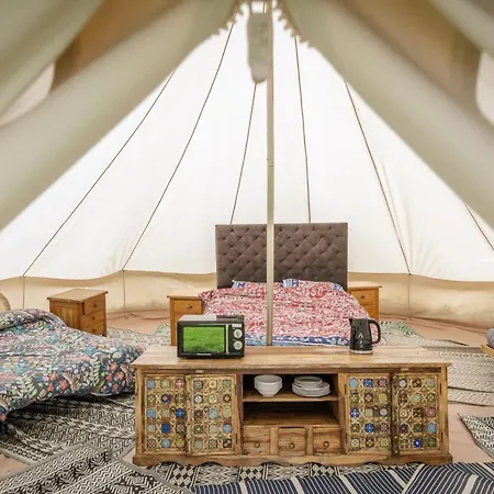 Unit 1 - Dolly Daydream Bell Tent